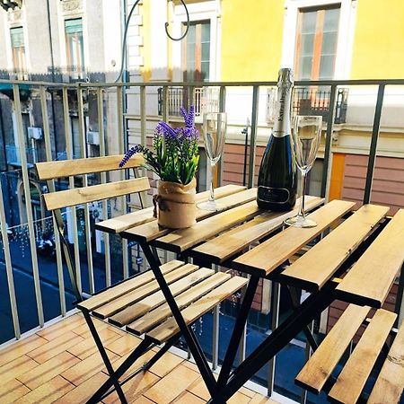 Duhome Apartment In The Heart Of 카타니아 외부 사진